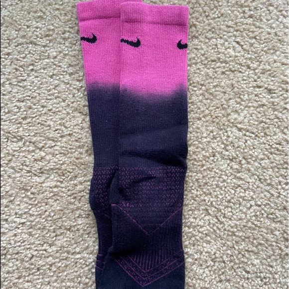 Nike Accessories - Nike Crew Socks